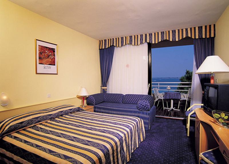 Premium Balcony Sea Side