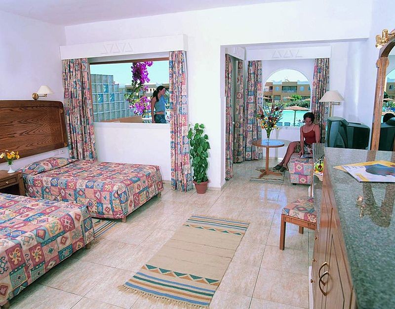 Калимера парадайз хургада. Calimera Hotel Hurghada. Club Calimera Hurghada 4. Хургада отель Голден Бич. Calimera Хургада Club Египет.