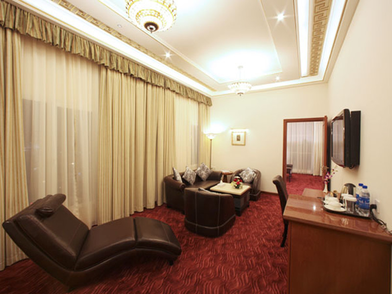 Платинум волгодонск. Отель platinum. Платинум отель кисловодск фото. Отель platinum. Rubi platinum spa resort suites 5 турция аланья.
