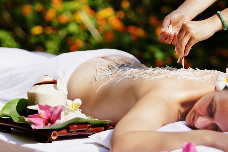 Vietnamese Massage Girls