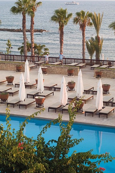Annabelle Main Pool