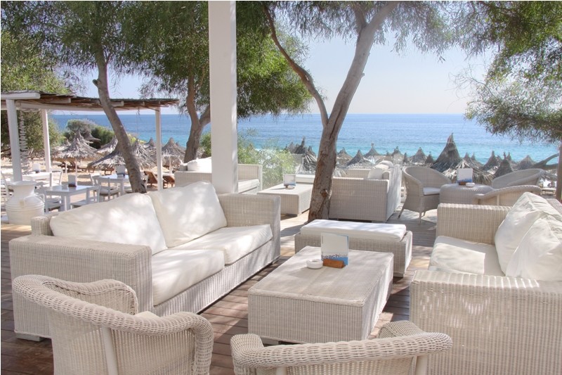 g.bay pool bar
