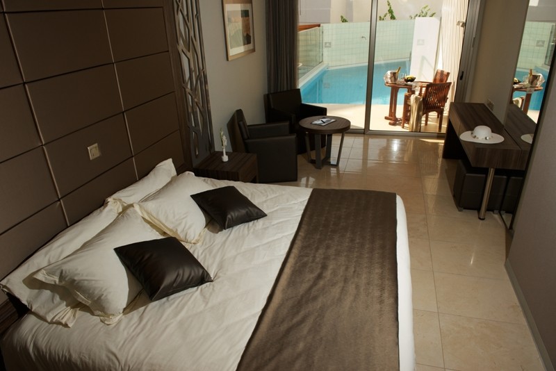 Deluxe Wing Adults Only - Super Deluxe Private Pool Room 3
