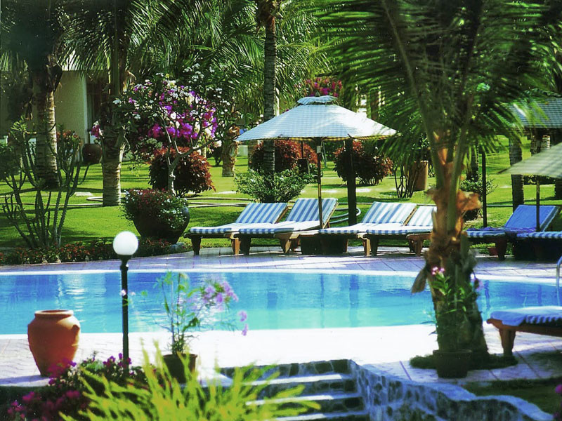 Saigon muine resort 4 вьетнам фантьет. Villa Aria Muine. Вьетнам номер с бассейном. Курорт в Сайгоне. Saigon mui ne Resort