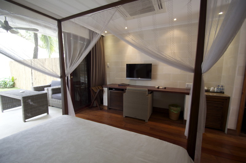 GARDEN VIEW ROOM