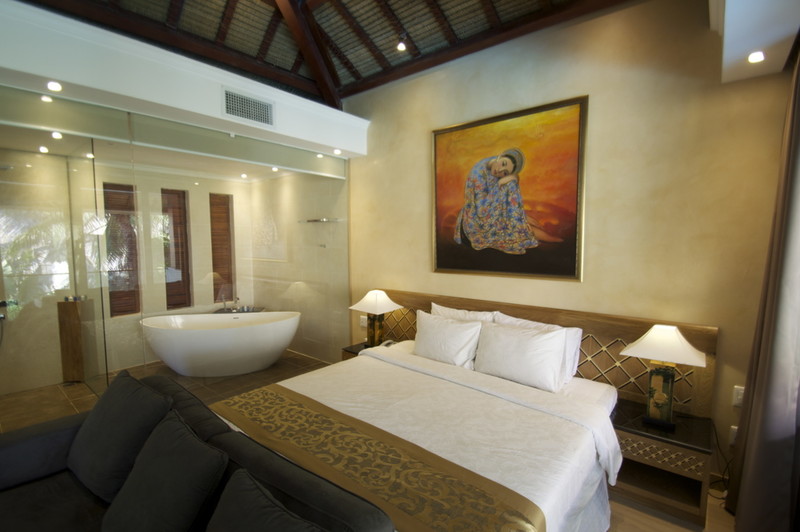 POOL VIEW SUITE