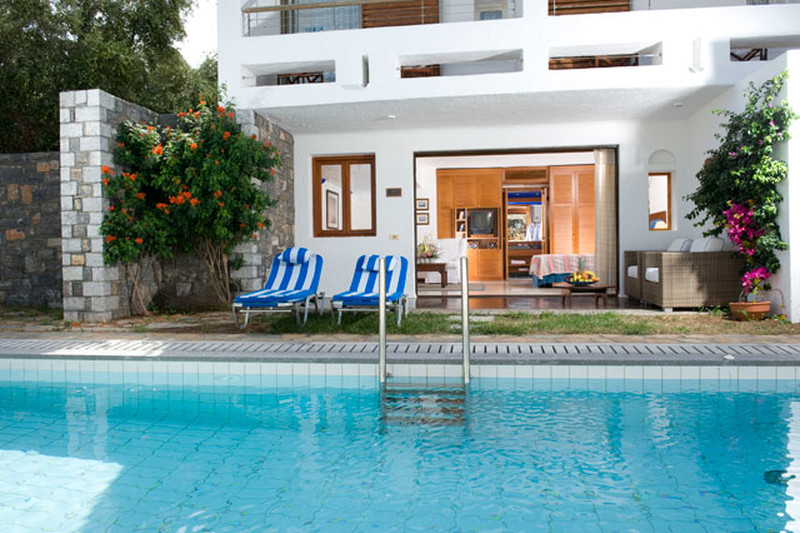 Family Suite GV With Shared Pool