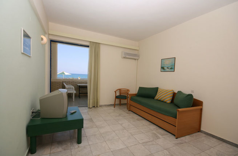 Apartment & Maisonette, Living Room