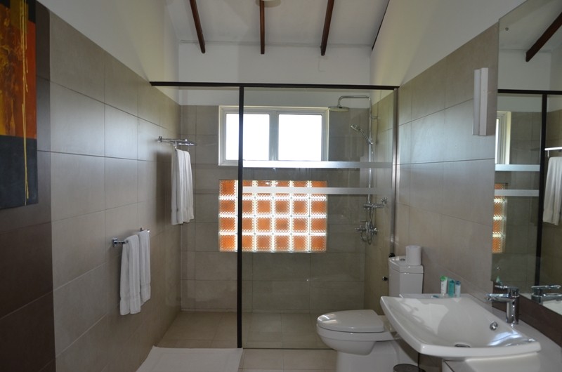 River View/ Sea View