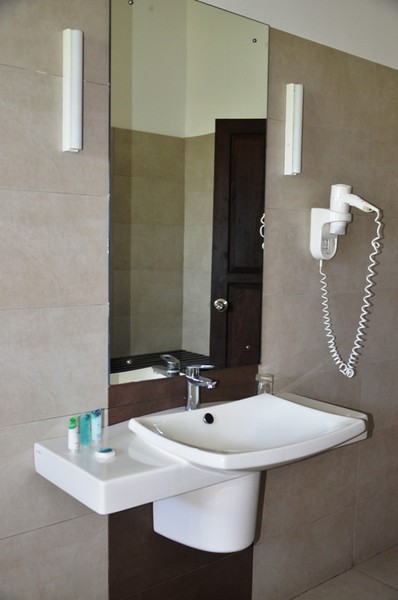 River View/ Sea View