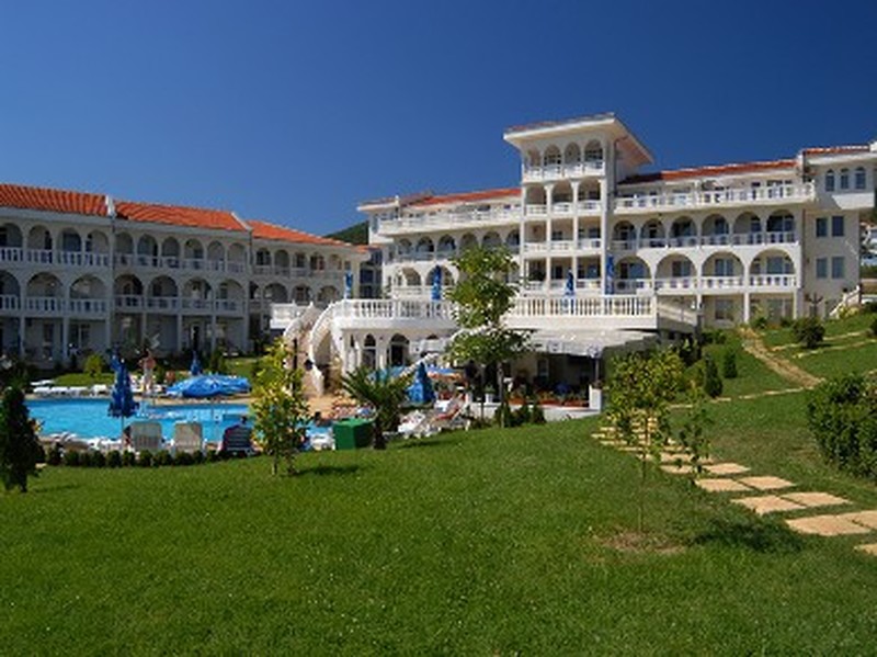 LAZUR I