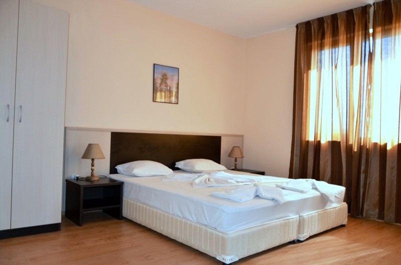 Apartment 4