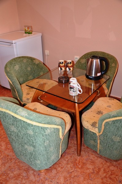 Apartment 4