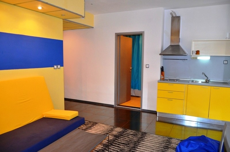 Apartment 4
