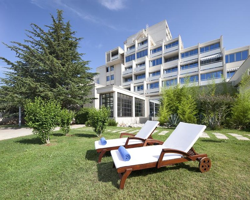 Residence Valamar Diamant Hotel Exterior