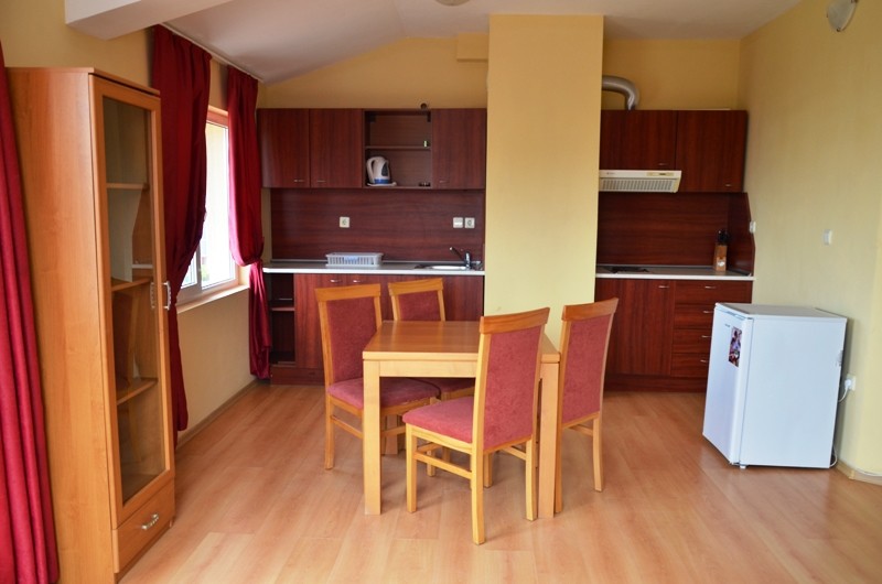 Apartment 4