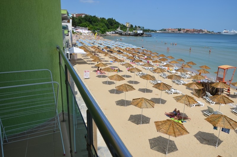 Standard Small Sea View & Standard Sea View
