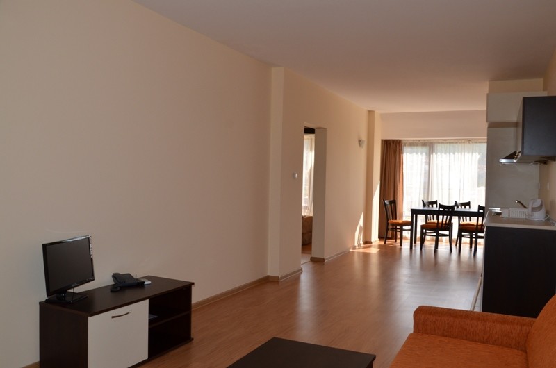 Apartment 4