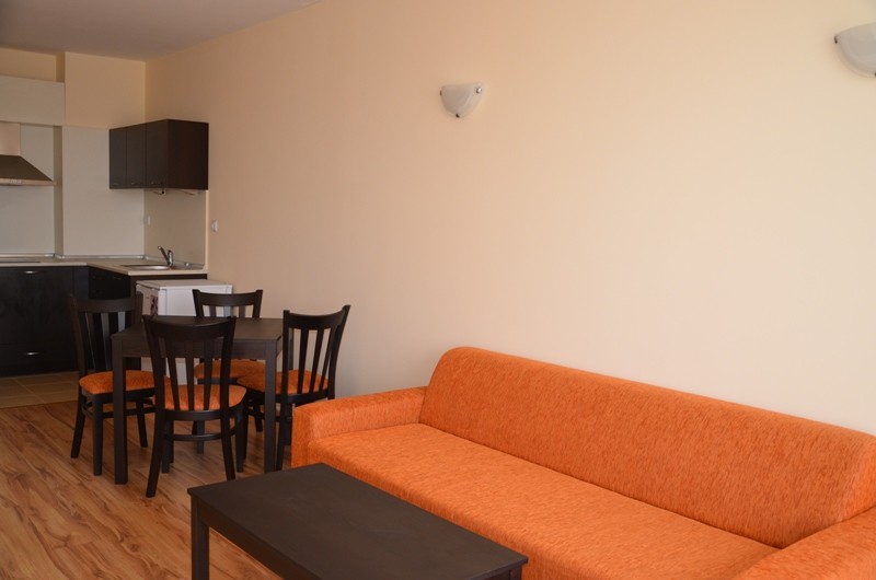 Apartment 4