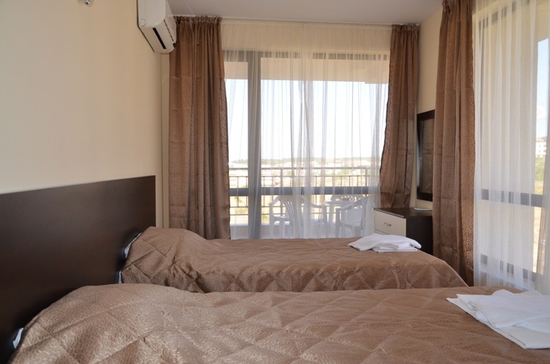 Apartment 4