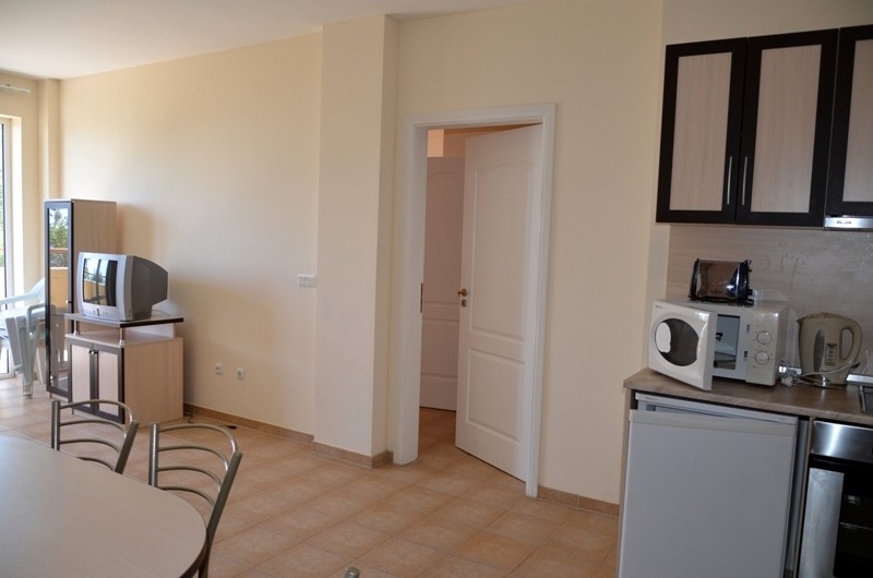 Apartment 4