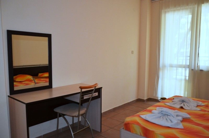 Apartment 2 / Apartment 4