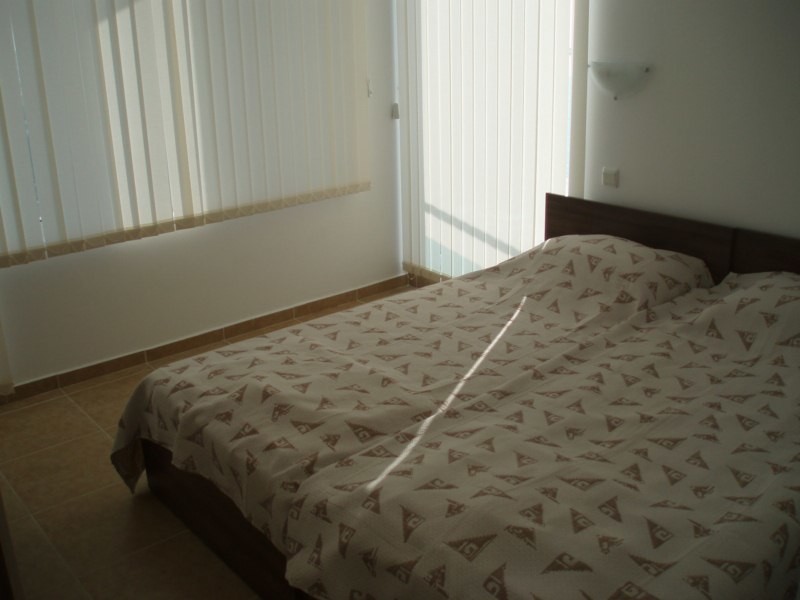 Apartment 6