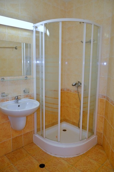 Apartment 4
