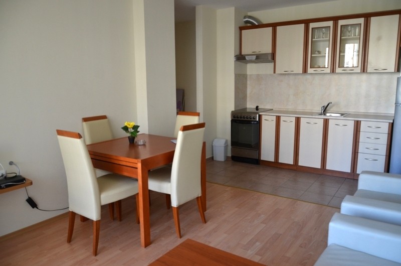 Apartment 4