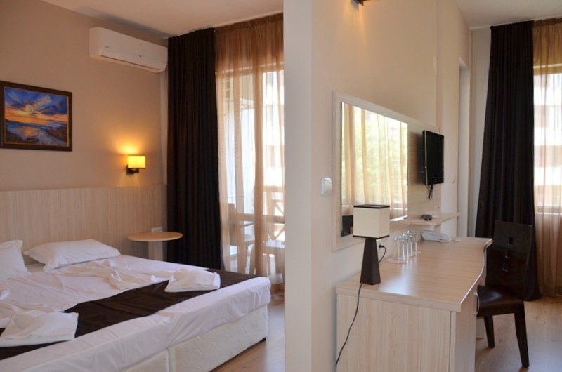Apartment 4