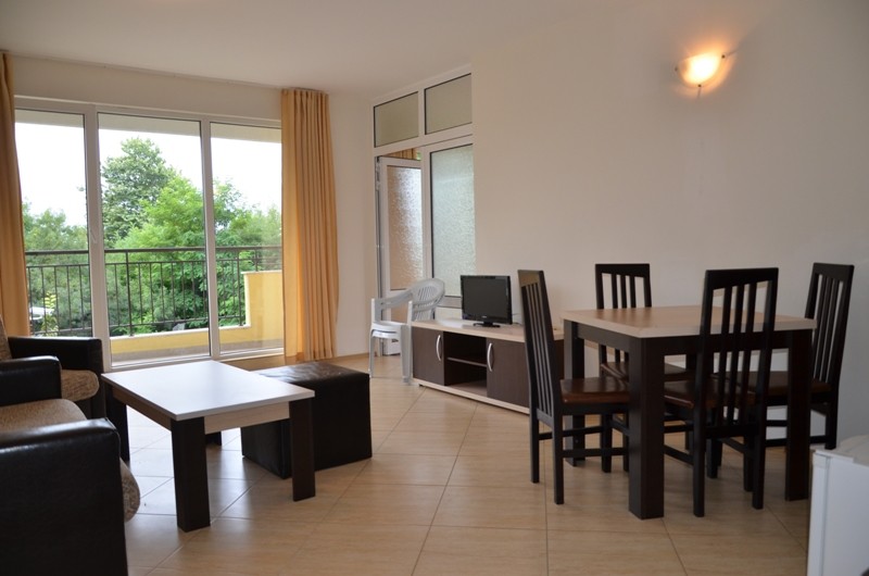 Apartment 4