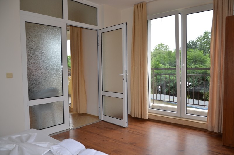 Apartment 4