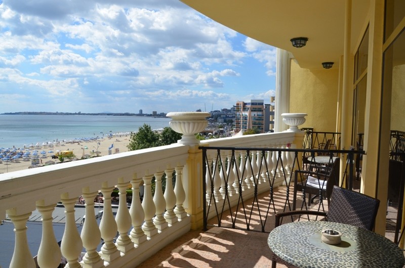 Standard Sea View