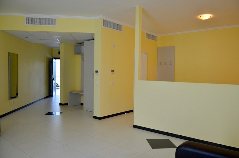 Apartment 4