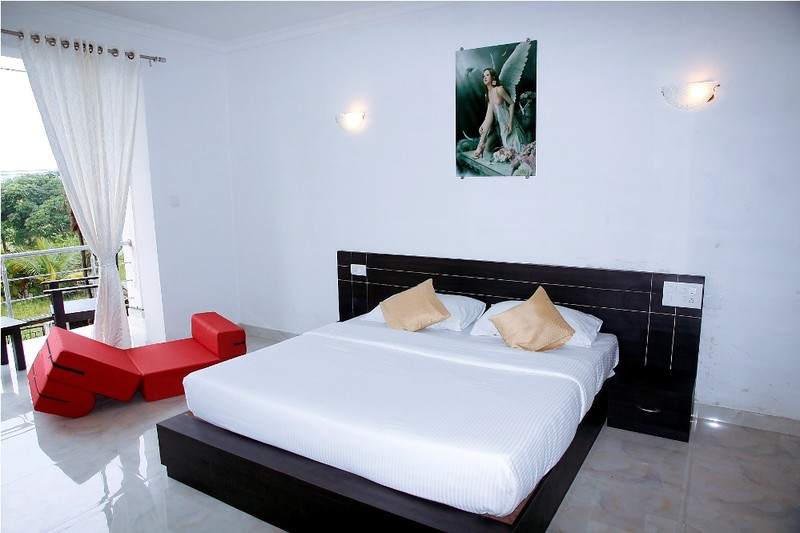 bedroom wt extra bed