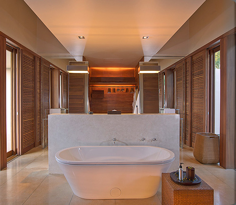 suite bath