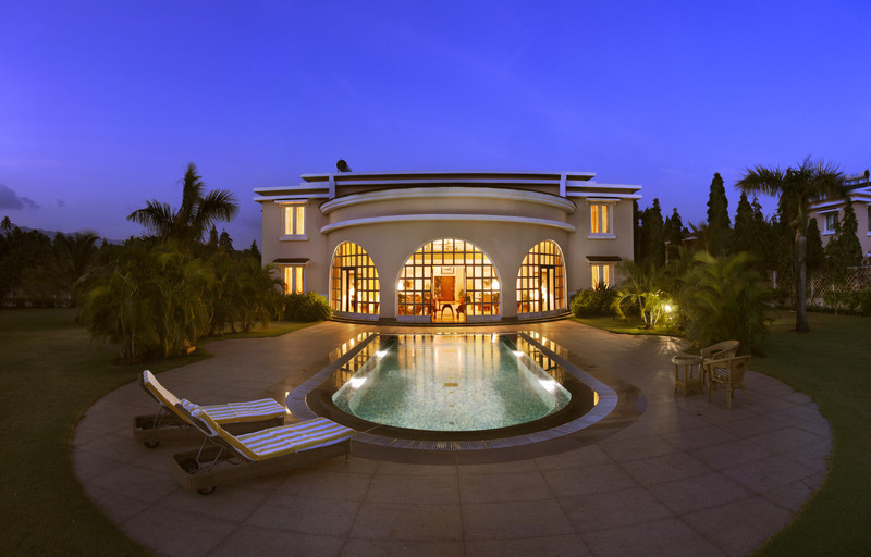 LUXURY VILLA