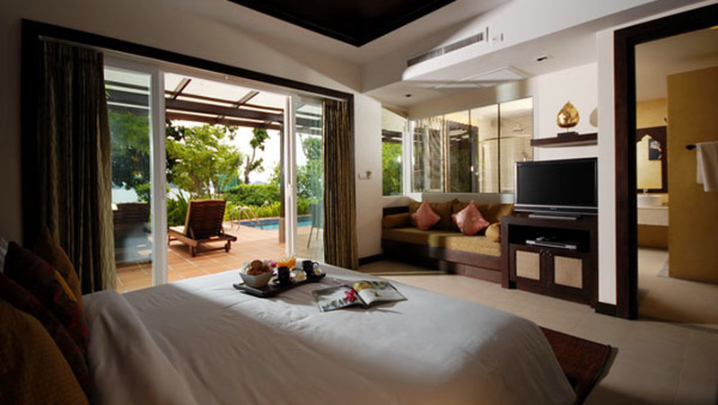 2-Bedroom Beachfront Pool Villa