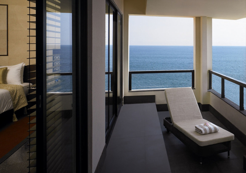 club suite_balcony