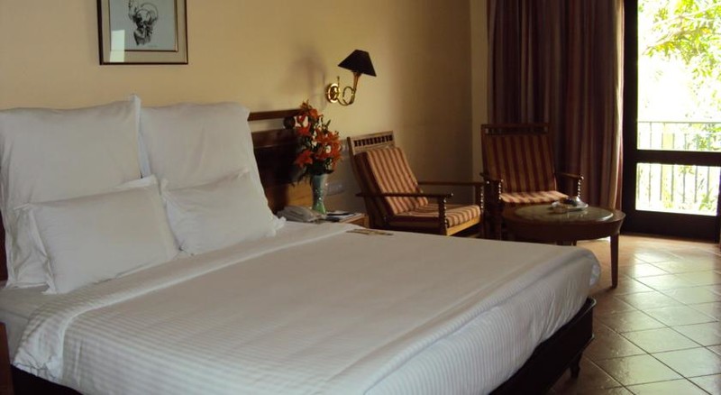 Deluxe River View Room