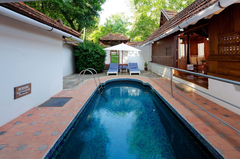 Pool Mansion