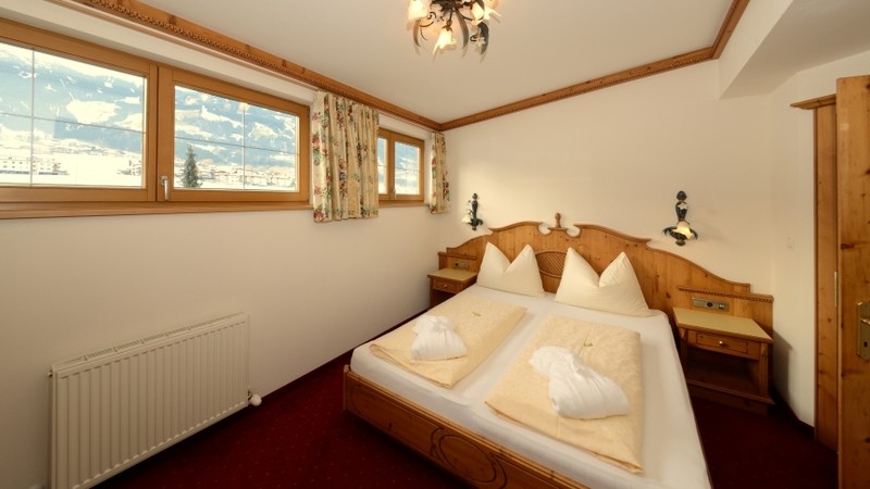 Luxury Suite 